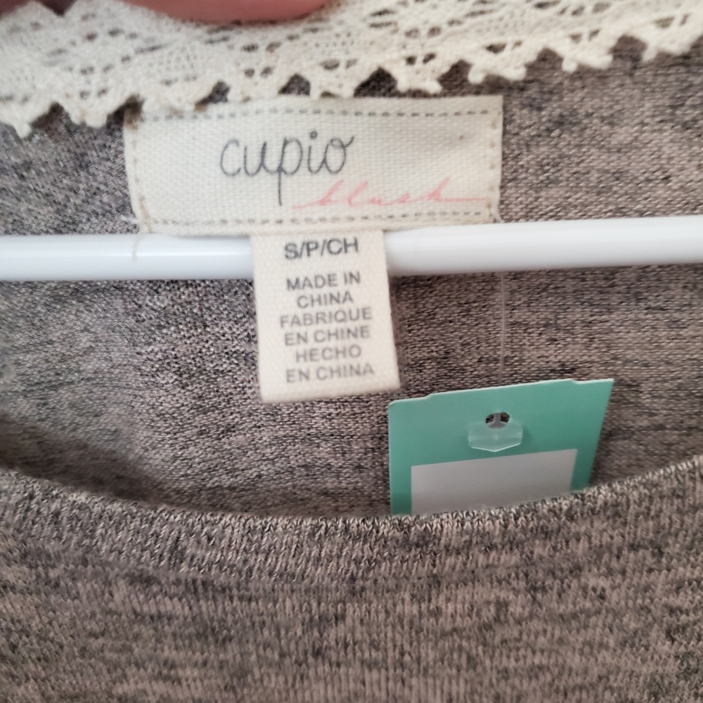Shirt - Picture 2 of 12